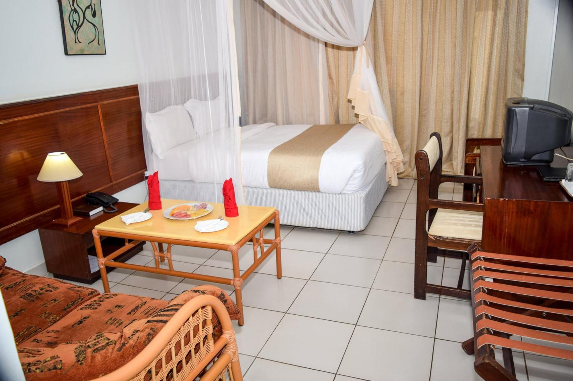 Garden Hotel Machakos Bagian luar foto