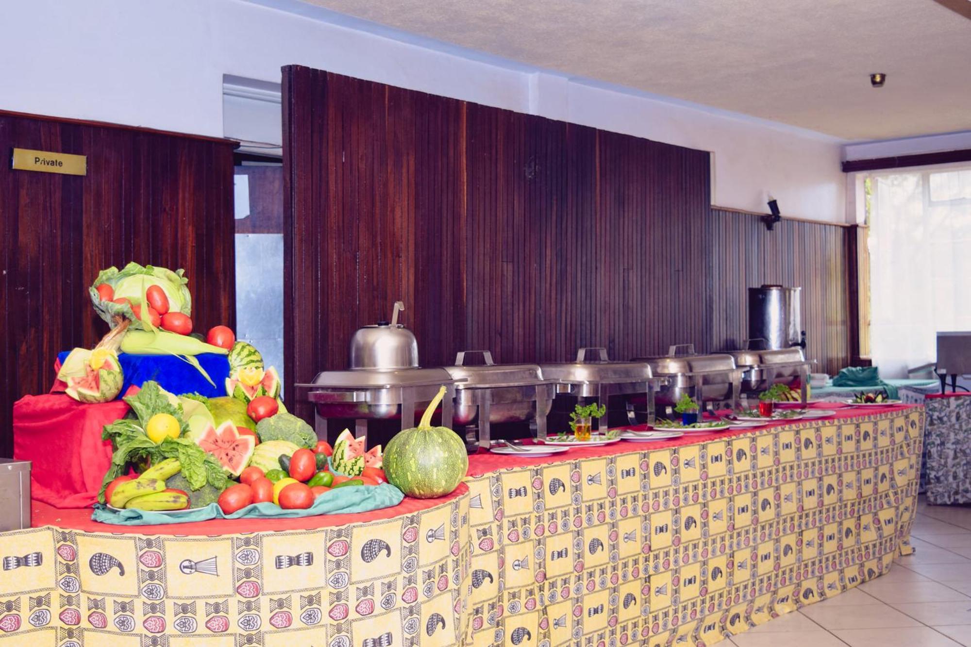 Garden Hotel Machakos Bagian luar foto